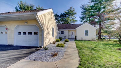 /international/us/10-zacatin-road-freehold-nj-110107276107/