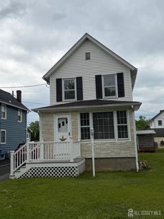 /international/us/44-john-street-helmetta-nj-110108717855/