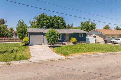 /international/us/494-hillcrest-avenue-american-falls-id-110100928097/