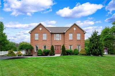 /international/us/829-hartzell-school-rd-new-brighton-pa-110107668170/