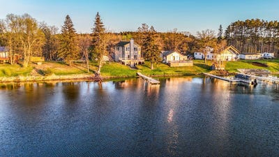 /international/us/29972-293rd-street-waubun-mn-110109111381/