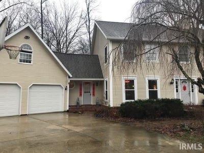 /international/us/2206-e-autumn-drive-bloomington-in-110107072498/