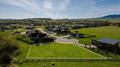 /international/us/tbd-thunderbird-drive-sheridan-wy-110097634472/