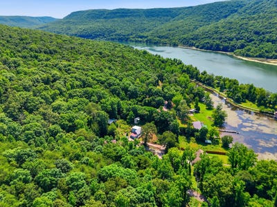 /international/us/10153-mullins-cove-road-whitwell-tn-110108551340/