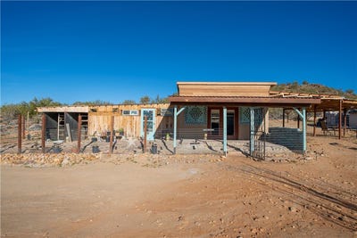 /international/us/10887-duncan-road-yucca-az-110104975632/