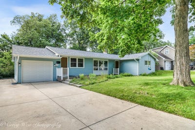 /international/us/153-terrace-drive-dekalb-il-110108911249/