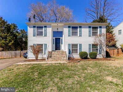 /international/us/7224-princess-anne-court-warrenton-va-110108932799/