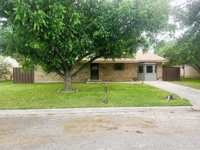 /international/us/4414-mimosa-drive-brownwood-tx-110105805519/