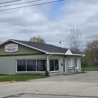 /international/us/920-s-state-street-hart-mi-110107694927/