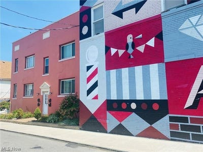 /international/us/1387-w-69th-street-cleveland-oh-110107073591/