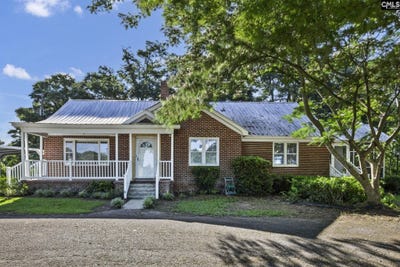 /international/us/1015-scurry-lane-saluda-sc-110109028759/