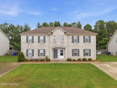 /international/us/205-s-pointe-drive-winterville-nc-110119671176/