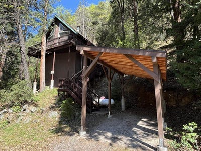 /international/us/5186-river-ave-dunsmuir-ca-110107004016/