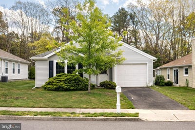 /international/us/98-pine-oak-boulevard-barnegat-nj-110108023907/