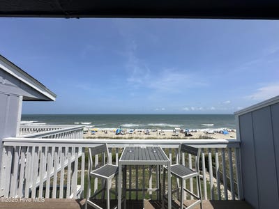 /international/us/1311-lake-park-boulevard-s-carolina-beach-nc-110105345075/