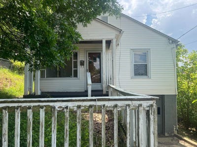/international/us/622-6th-st-nitro-wv-110100512086/