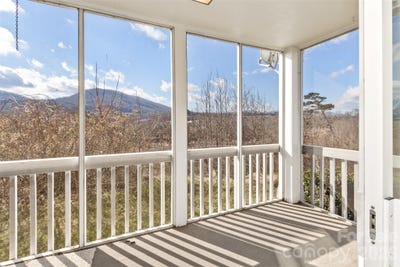 /international/us/3305-idle-hour-drive-asheville-nc-110105023526/