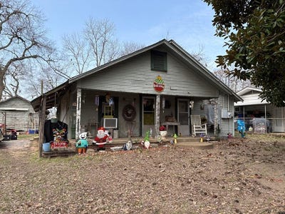 /international/us/705-5-n-mill-street-henderson-tx-110106094037/