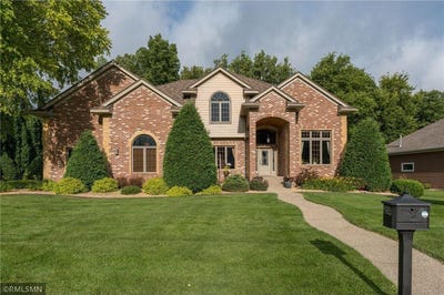 /international/us/204-woodhill-court-mankato-mn-110101090119/