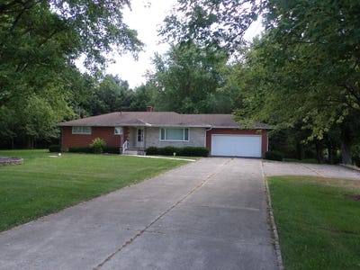 /international/us/8839-murphy-road-versailles-oh-110101521994/