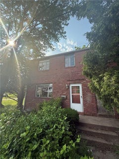 /international/us/2701-lincoln-ave-clairton-pa-110100255675/