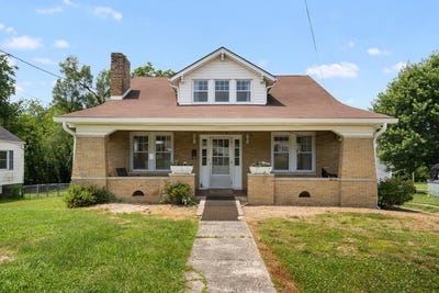 /international/us/775-n-4th-st-wytheville-va-110100724823/