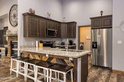 /international/us/2940-w-villa-loop-show-low-az-110106467928/