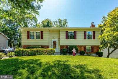 /international/us/9231-landgreen-street-manassas-va-110108538002/