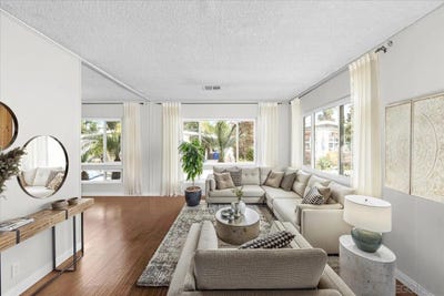 /international/us/7305-san-bartolo-street-carlsbad-ca-110105320181/