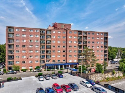 /international/us/230-willard-st-quincy-ma-110100811348/