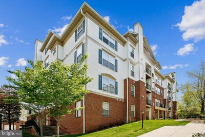 /international/us/11506-sperrin-circle-fairfax-va-110119542439/
