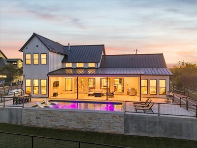 /international/us/1100-creekview-cove-strawn-tx-110106032083/