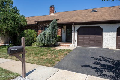 /international/us/4-cheltenham-place-sayreville-nj-110109803447/