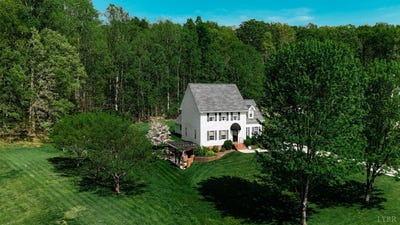 /international/us/1170-brandon-court-forest-va-110107390510/