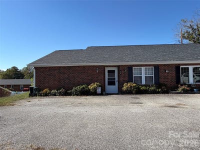 /international/us/69-b-buena-vista-ridge-marion-nc-110120487112/