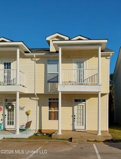/international/us/1120-a-century-oaks-drive-gulfport-ms-110104307713/