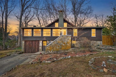 /international/us/13-perry-trail-carmel-ny-110107006387/
