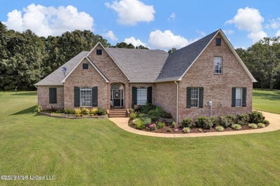 /international/us/75-scattered-oaks-drive-byhalia-ms-110107438717/