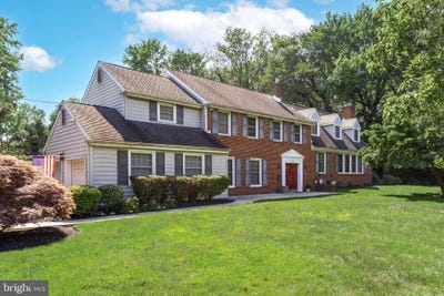 /international/us/744-signal-light-road-moorestown-nj-110100894448/