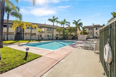 /international/us/15000-downey-paramount-ca-110107747460/