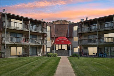 /international/us/2011-e-122nd-street-burnsville-mn-110100507303/