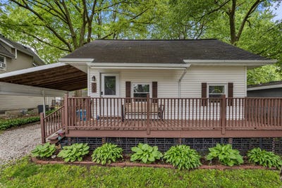 /international/us/702-e-lincoln-street-monticello-il-110107958569/