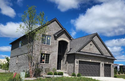 /international/us/3110-raffler-drive-rochester-mi-110104789282/