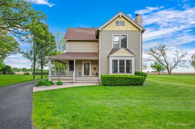 /international/us/743-cynthia-drive-lake-holiday-il-110108059350/