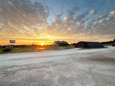/international/us/1-1100-e-i-40-frontage-road-okemah-ok-110104955214/