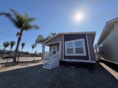 /international/us/9376-tamarisk-ave-hesperia-ca-110105413268/