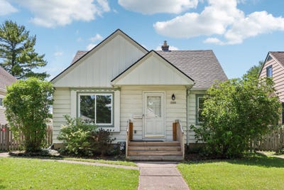 /international/us/3309-n-90th-st-milwaukee-wi-110100628376/?lang=en