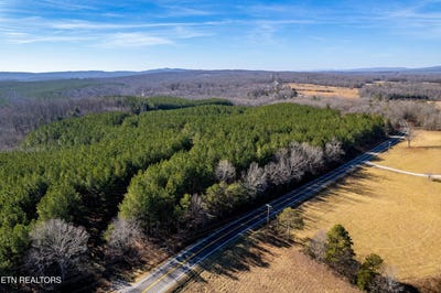 /international/us/airport-rd-rockwood-tn-110120106249/
