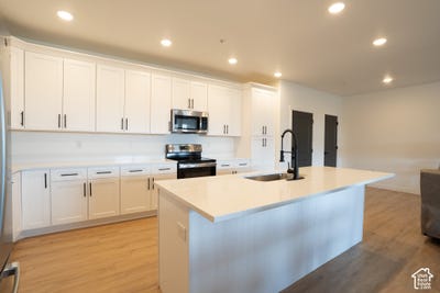 /international/us/776-w-blue-magic-ln-s-midvale-ut-110110197496/