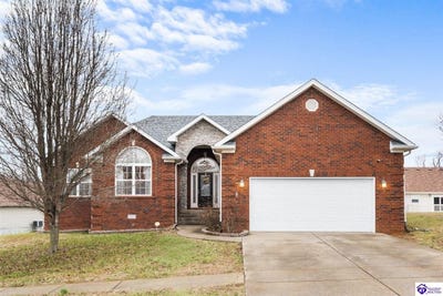 /international/us/111-victory-lake-drive-vine-grove-ky-110105282941/